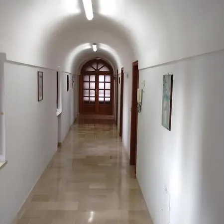 Centro Di Accoglienza Teresa Manganiello Hostel